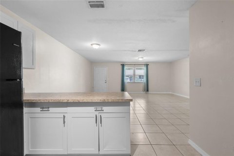 Duplex in Edgewater, Florida 2 bedrooms, 110 sq.m. № 1909414 - photo 6