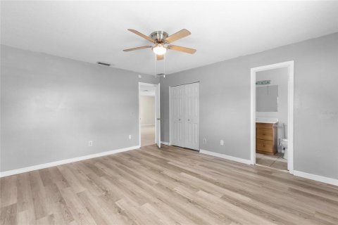 Duplex in Edgewater, Florida 2 bedrooms, 110 sq.m. № 1909414 - photo 13