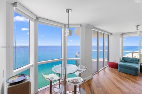 Copropriété à vendre à Miami Beach, Floride: 3 chambres, 163.6 m2 № 2015876 - photo 2