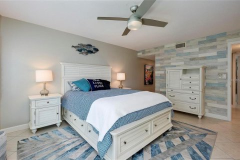 Condominio en alquiler en Sarasota, Florida, 1 dormitorio, 72.46 m2 № 1212654 - foto 5