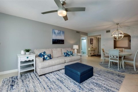 Condominio en alquiler en Sarasota, Florida, 1 dormitorio, 72.46 m2 № 1212654 - foto 30