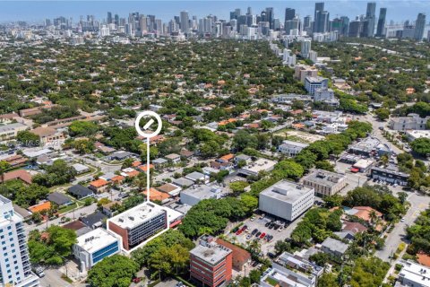 Commercial property in Miami, Florida № 2037205 - photo 19