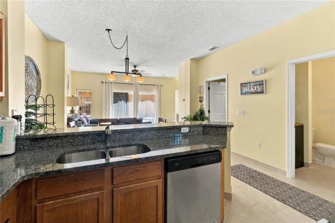Touwnhouse à vendre à Kissimmee, Floride: 3 chambres, 119.47 m2 № 2398594 - photo 10