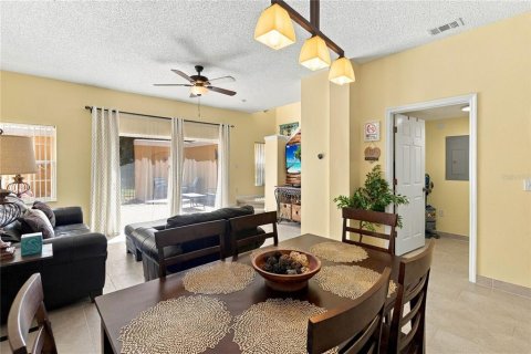 Touwnhouse à vendre à Kissimmee, Floride: 3 chambres, 119.47 m2 № 2398594 - photo 14