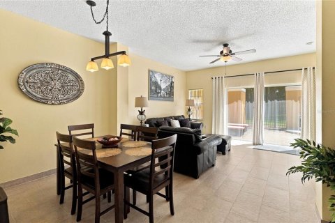 Touwnhouse à vendre à Kissimmee, Floride: 3 chambres, 119.47 m2 № 2398594 - photo 13