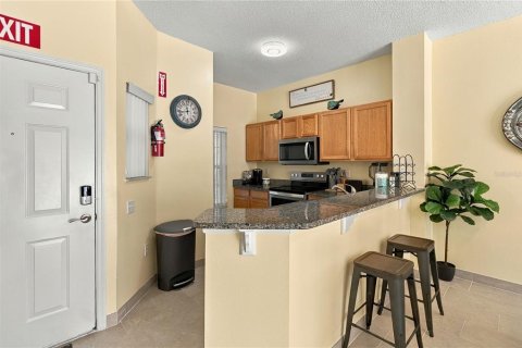 Touwnhouse à vendre à Kissimmee, Floride: 3 chambres, 119.47 m2 № 2398594 - photo 6