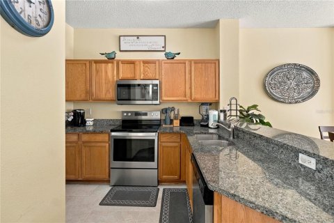Touwnhouse à vendre à Kissimmee, Floride: 3 chambres, 119.47 m2 № 2398594 - photo 8