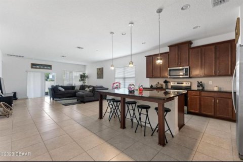 Villa ou maison à louer à Port Orange, Floride: 4 chambres, 172.71 m2 № 1673861 - photo 10