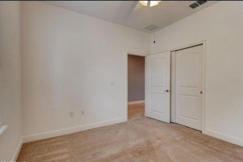 Villa ou maison à louer à Port Orange, Floride: 4 chambres, 172.71 m2 № 1673861 - photo 13