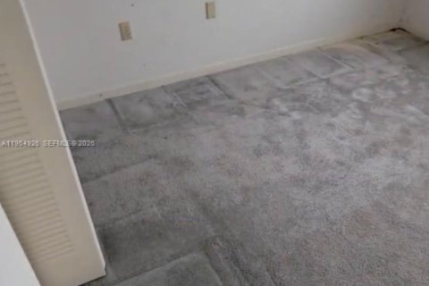 Купить кондоминиум в Пальметто-Бей, Флорида 3 спальни, 152.17м2, № 2026447 - фото 18