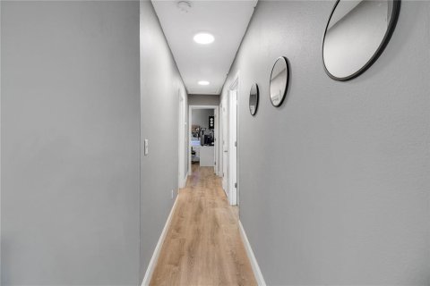Купить виллу или дом в Уайлдвуд, Флорида 6 комнат, 101.45м2, № 1902301 - фото 11