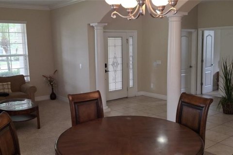 House in Davenport, Florida 5 bedrooms, 299.24 sq.m. № 1789144 - photo 5