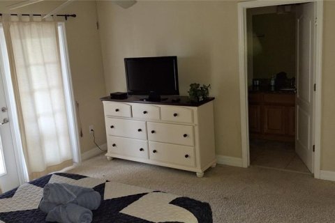 House in Davenport, Florida 5 bedrooms, 299.24 sq.m. № 1789144 - photo 30