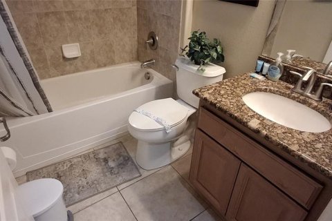 House in Davenport, Florida 5 bedrooms, 299.24 sq.m. № 1789144 - photo 19