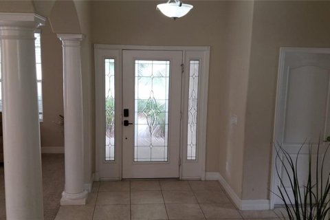 House in Davenport, Florida 5 bedrooms, 299.24 sq.m. № 1789144 - photo 11