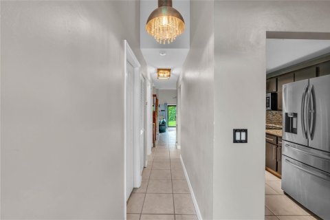 Touwnhouse à vendre à Davie, Floride: 2 chambres, 123.19 m2 № 2085180 - photo 12