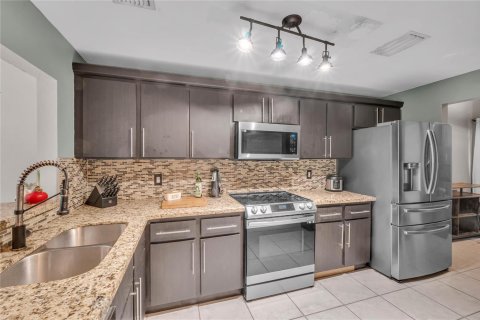 Touwnhouse à vendre à Davie, Floride: 2 chambres, 123.19 m2 № 2085180 - photo 10