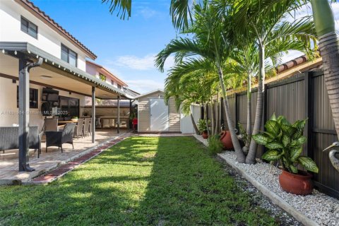 Villa ou maison à vendre à Miami, Floride: 3 chambres, 149.57 m2 № 1823937 - photo 27