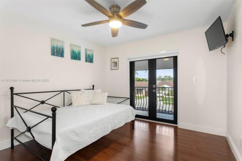 Villa ou maison à vendre à Miami, Floride: 3 chambres, 149.57 m2 № 1823937 - photo 22