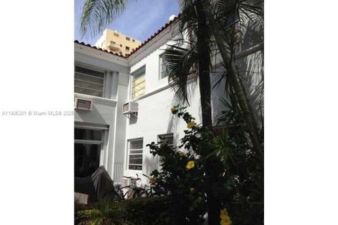 Снять в аренду кондоминиум в Майами-Бич, Флорида 1 спальня, 48.4м2, № 1956907 - фото 8