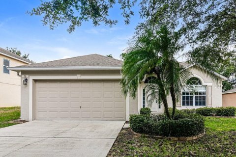 House in Haines City, Florida 3 bedrooms, 153.66 sq.m. № 2347712