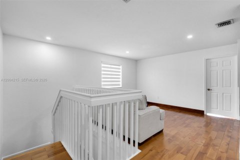 Villa ou maison à vendre à Doral, Floride: 4 chambres, 214.79 m2 № 2068413 - photo 29