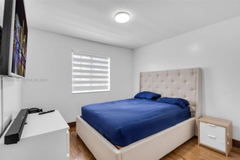 Villa ou maison à vendre à Doral, Floride: 4 chambres, 214.79 m2 № 2068413 - photo 24