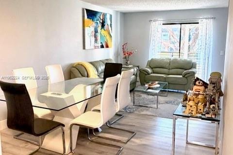 Купить кондоминиум в Санрайз, Флорида 2 спальни, 78.97м2, № 2010367 - фото 5