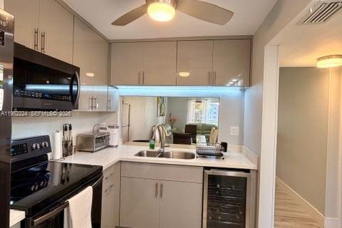 Купить кондоминиум в Санрайз, Флорида 2 спальни, 78.97м2, № 2010367 - фото 9