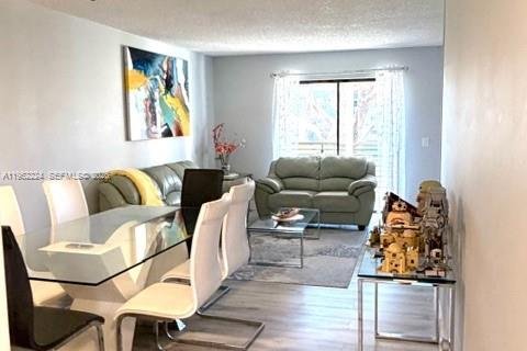 Купить кондоминиум в Санрайз, Флорида 2 спальни, 78.97м2, № 2010367 - фото 6