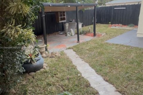 Casa en alquiler en Oakland Park, Florida, 1 dormitorio, 55.74 m2 № 2045928 - foto 6