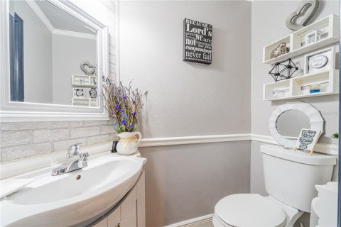 House in Brandon, Florida 4 bedrooms, 225.2 sq.m. № 1798645 - photo 20