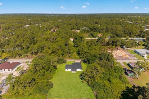 Casa en venta en Lehigh Acres, Florida, 3 dormitorios, 150.5 m2 № 1685913 - foto 28
