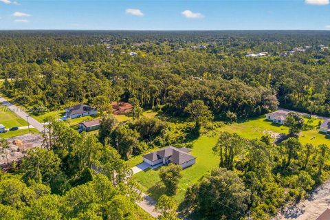 Casa en venta en Lehigh Acres, Florida, 3 dormitorios, 150.5 m2 № 1685913 - foto 26