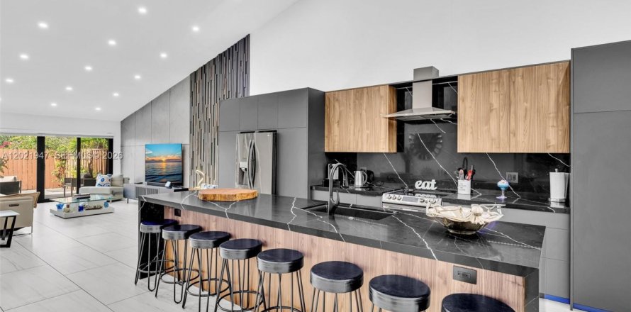 Casa en Miami, Florida 2 dormitorios, 146.79 m2 № 2176104
