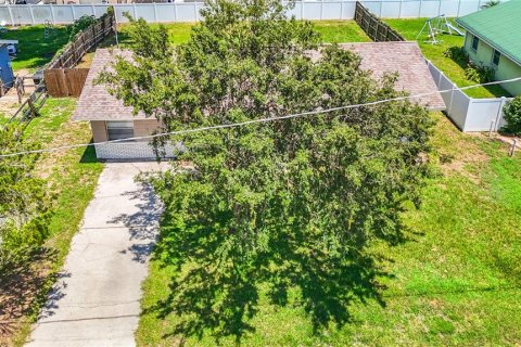 House in Dade City, Florida 4 bedrooms, 108.14 sq.m. № 2167354 - photo 3
