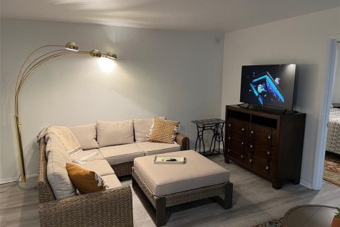 Copropriété à vendre à Winter Haven, Floride: 2 chambres, 76.74 m2 № 1775661 - photo 3