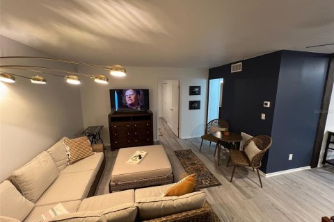 Copropriété à vendre à Winter Haven, Floride: 2 chambres, 76.74 m2 № 1775661 - photo 2