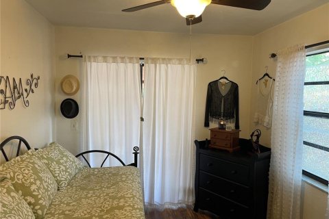 Townhouse in Gainesville, Florida 2 bedrooms, 73.39 sq.m. № 1785520 - photo 13