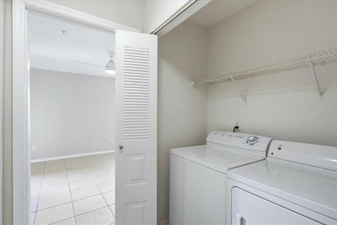 Купить кондоминиум в Сарасота, Флорида 8 комнат, 103.96м2, № 2117521 - фото 25