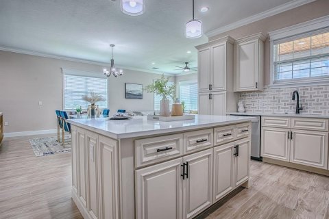 Villa ou maison à vendre à Oxford, Floride: 4 chambres, 225.38 m2 № 1879496 - photo 12