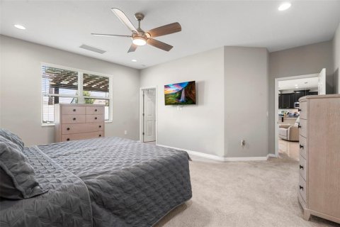 House in Spring Hill, Florida 5 bedrooms, 293.11 sq.m. № 2099414 - photo 25