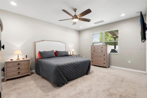 House in Spring Hill, Florida 5 bedrooms, 293.11 sq.m. № 2099414 - photo 22