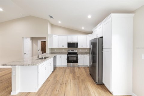 Casa en venta en Silver Springs Shores, Florida, 3 dormitorios, 127.37 m2 № 1789196 - foto 11