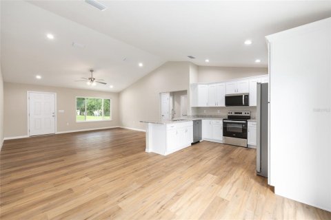 Casa en venta en Silver Springs Shores, Florida, 3 dormitorios, 127.37 m2 № 1789196 - foto 10
