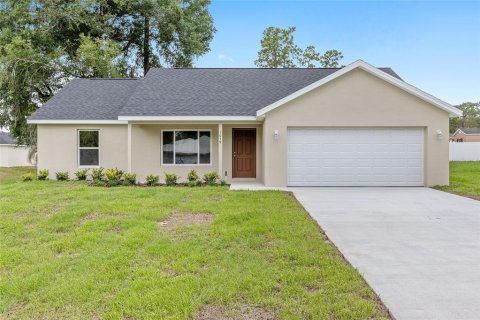 Casa en venta en Silver Springs Shores, Florida, 3 dormitorios, 127.37 m2 № 1789196 - foto 1