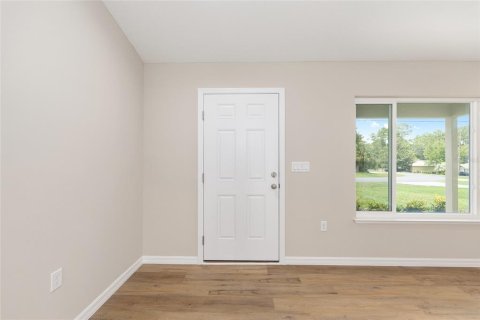 Casa en venta en Silver Springs Shores, Florida, 3 dormitorios, 127.37 m2 № 1789196 - foto 3