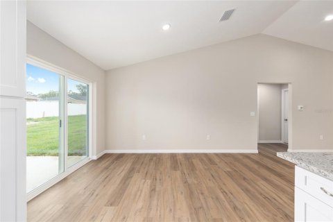 Casa en venta en Silver Springs Shores, Florida, 3 dormitorios, 127.37 m2 № 1789196 - foto 9
