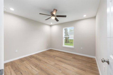 Casa en venta en Silver Springs Shores, Florida, 3 dormitorios, 127.37 m2 № 1789196 - foto 23