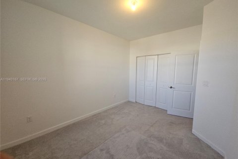 Touwnhouse à louer à Homestead, Floride: 3 chambres, 157.47 m2 № 1997155 - photo 16